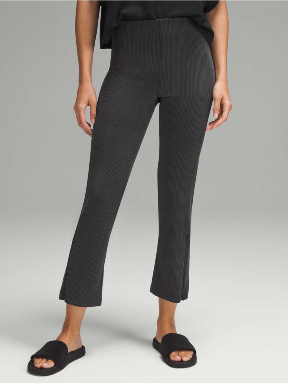Lululemon Ribbed Softstreme HR cropped zip pants